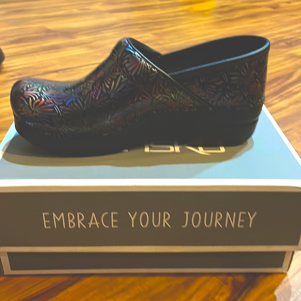 Dansko muti-colored shoes